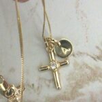 cross pendant